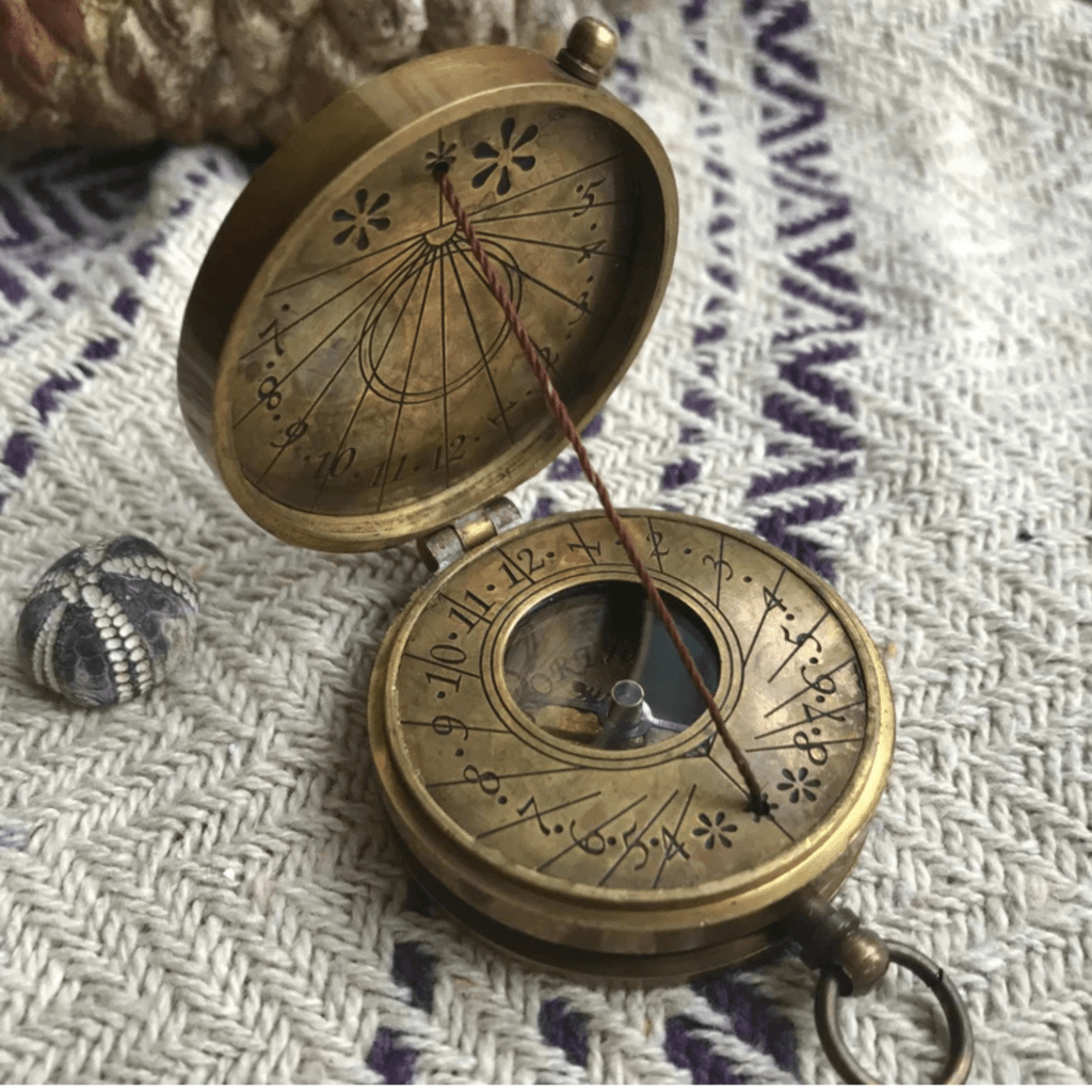 Brass pocket compass w/sundial